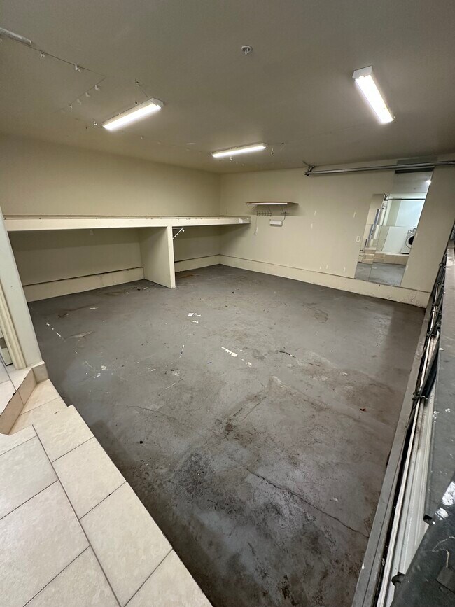 Foto del edificio - 2703 Gates Ave