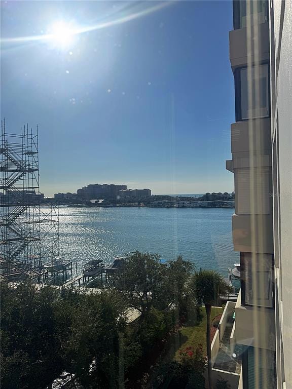 Foto del edificio - 660 Island Way