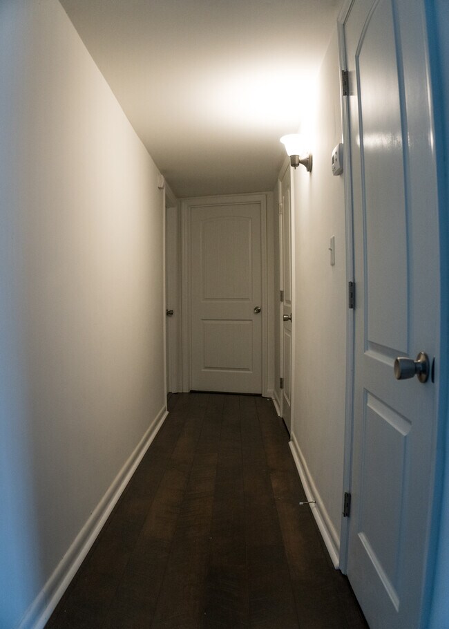 Foto del edificio - 200 glenrose ct
