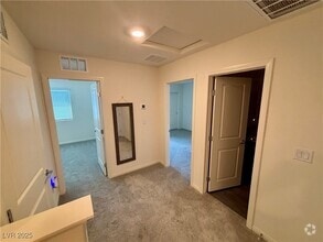 Building Photo - 2746 Champagne Gold Ave