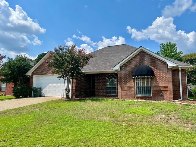 Foto del edificio - 3106 Silkwood Dr