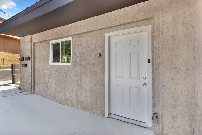 Building Photo - 7901 Hillside Dr