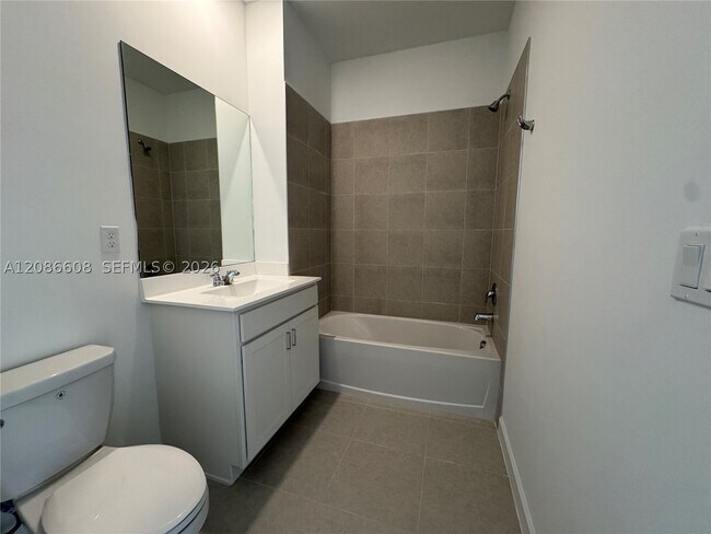 Building Photo - 3568 Spanish Cedar Pl