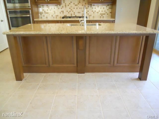 Building Photo - 4 br, 3 bath House - 131 Carrotwood