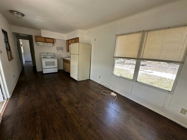 Building Photo - 130 S Suncoast Blvd