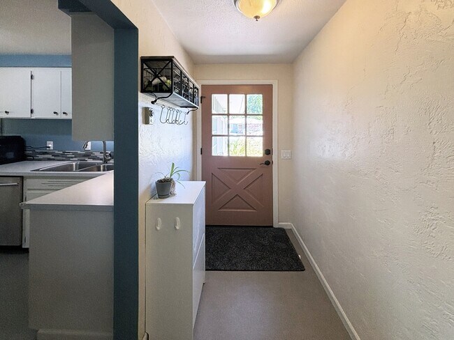Foto del edificio - 3014 Dalewood St