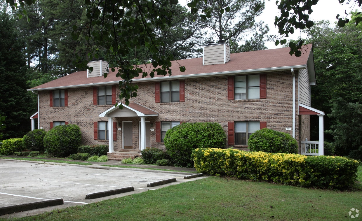 Primary Photo - 3211-3217 High Point Ct