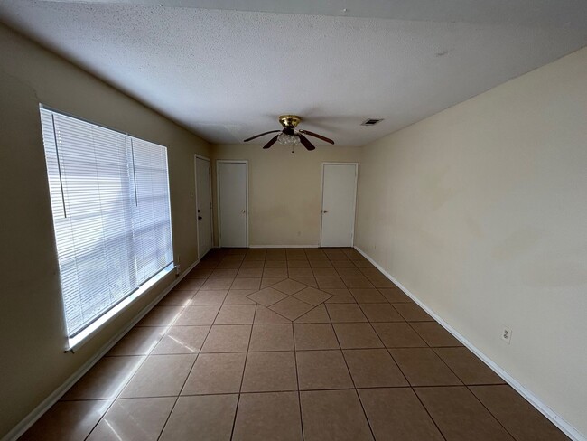 Foto del edificio - Moss Point 3 Bedroom