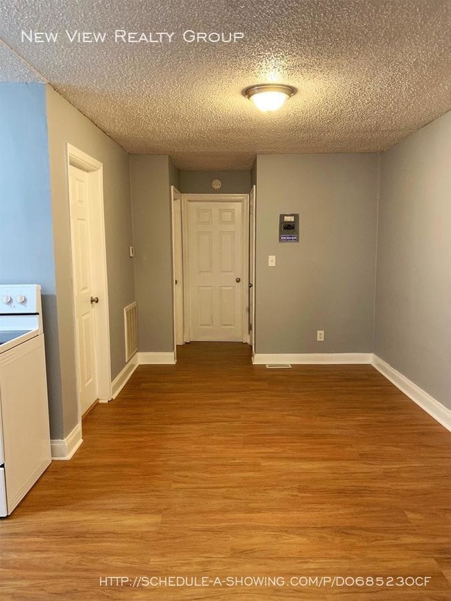 Photo - 112 Sylvania Ave Apartment