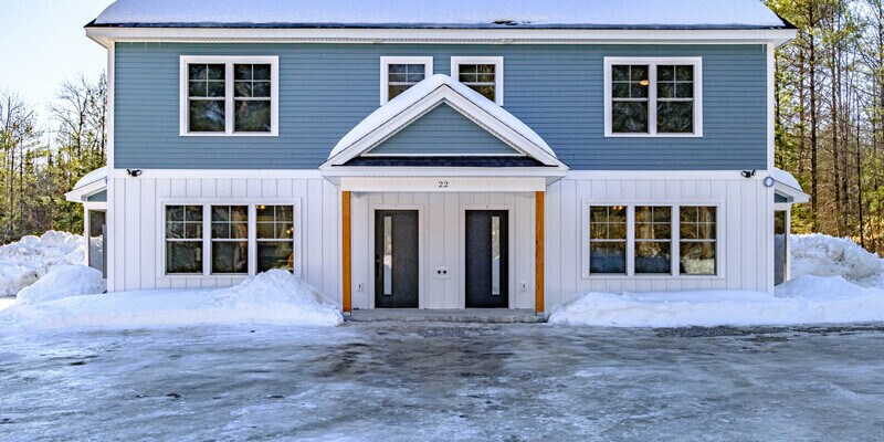 Primary Photo - Highland Duplex