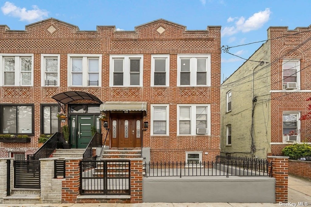 Primary Photo - 701 Van Siclen Ave