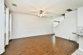 Building Photo - 62 E Stedhill Loop