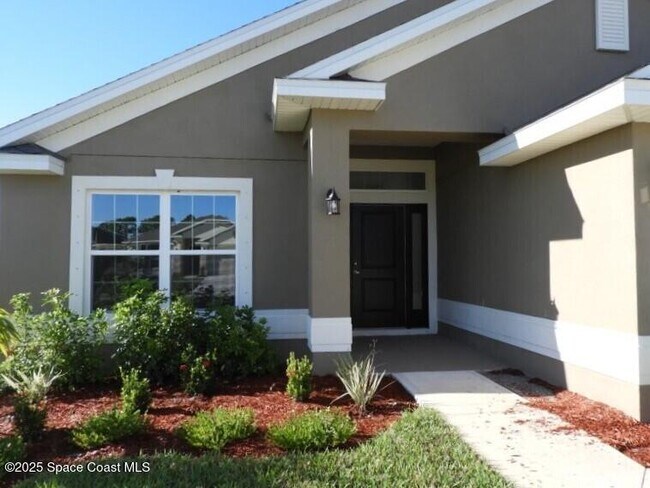Building Photo - 1126 Kylar Dr NW