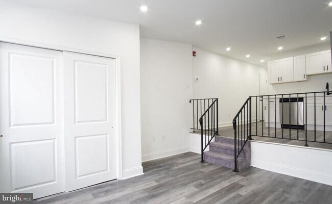 Building Photo - 2541 S Clarion St