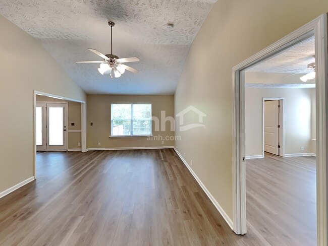 Building Photo - 112 Tulip Grove Point