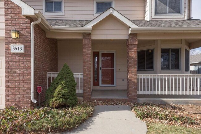 Foto del edificio - Home backing to foothills