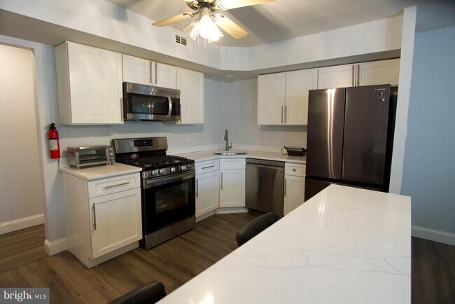 Foto del edificio - 45 Buttonwood Rd