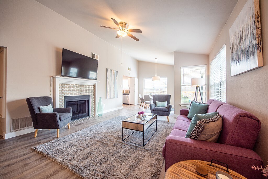 Foto principal - 6009 Richard Carlton Blvd