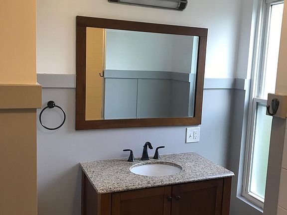 Bathroom - 690 Lowry Ave NE