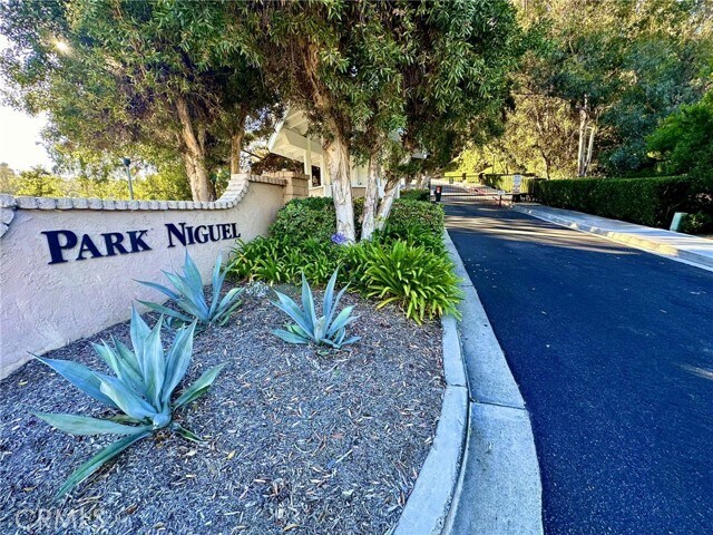 Building Photo - 24342 Park Pl Dr