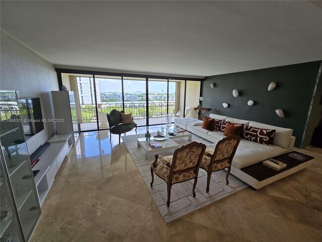 Foto del edificio - 11113 Biscayne Blvd