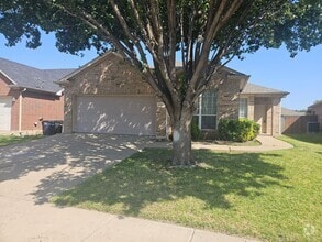 Building Photo - 2613 Evening Shade Dr