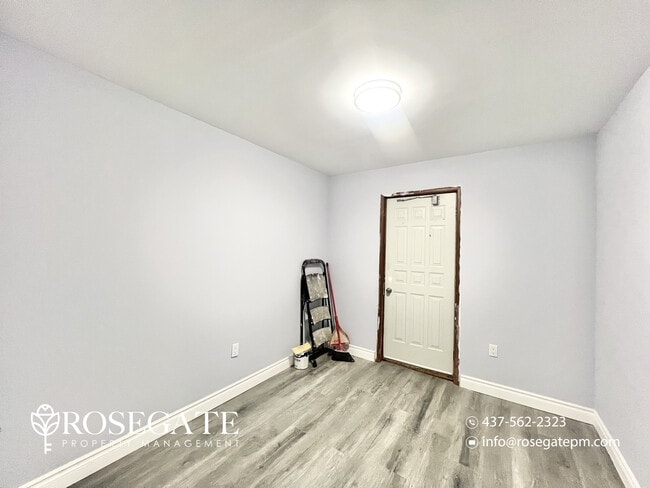 Photo du bâtiment - All-Inclusive 2-Bedroom Apartment in Central Woodstock (Pets Welcome)