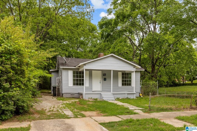 Building Photo - 7213 Naples Ave