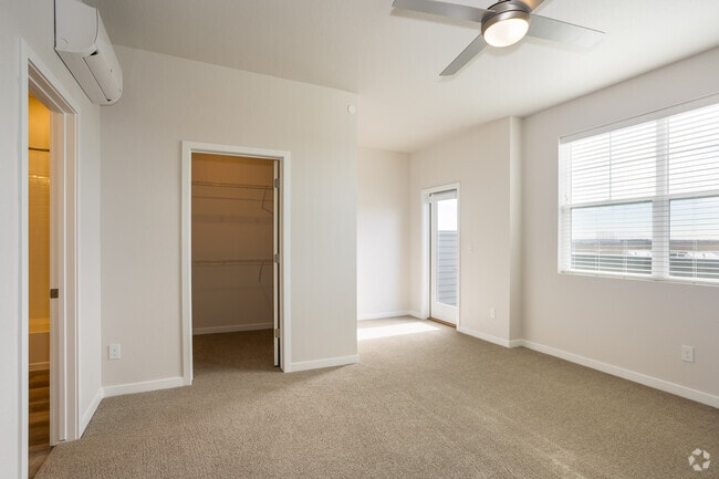 Sanctuary 3BR, 3.5BA - 1,876SF (3-Story Walk-Up) - Brownstones at Palisade Park