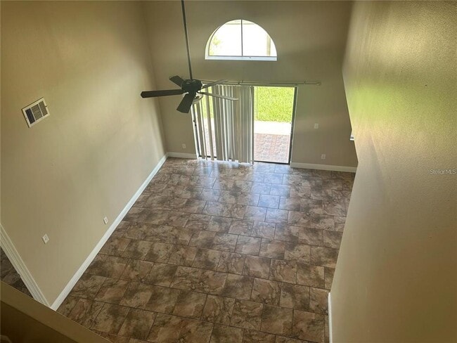Building Photo - 180 Coralwood Cir