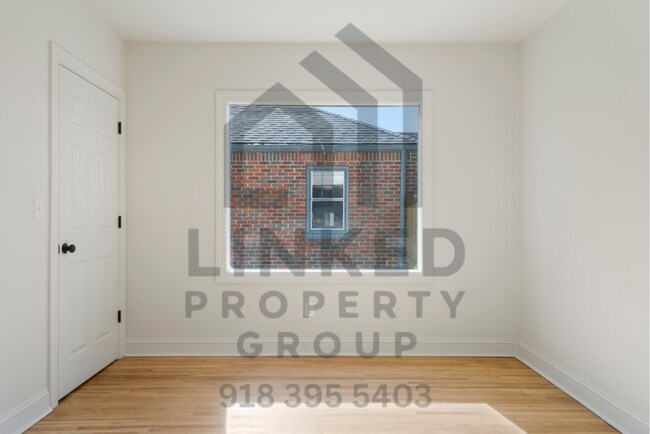 Foto del edificio - 1340 S Florence Ave