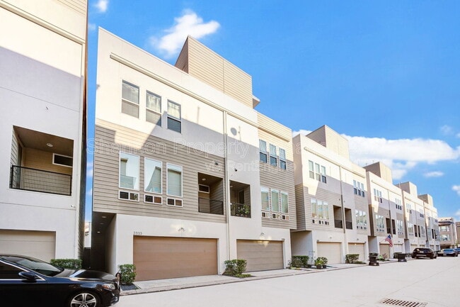 Photo - 2333 Sperber Ln House