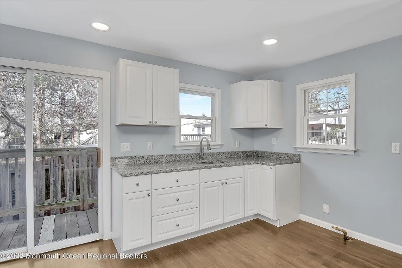 81 Pacific Ave, Middletown Township, NJ 07748 House Rental in