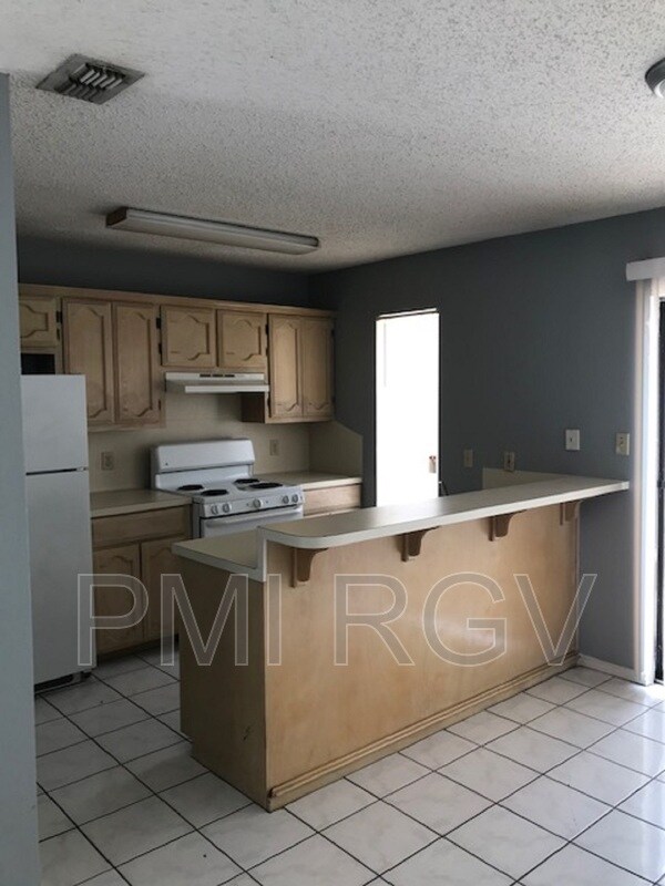 Foto del edificio - 1913 Summer Breeze Rd
