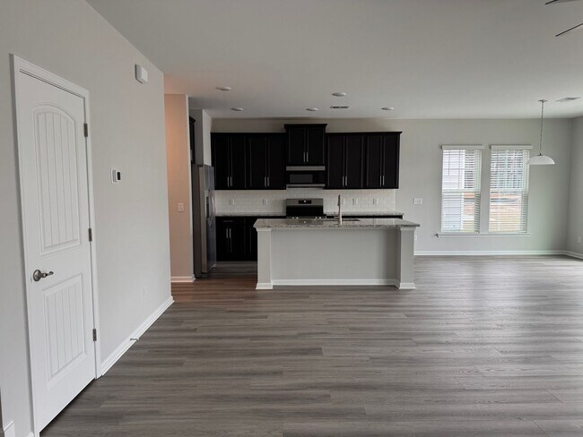 Foto del edificio - Brand New 4 bedroom home!!