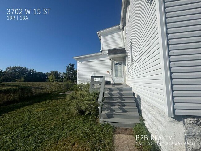 Foto del edificio - 3702 W 15th St