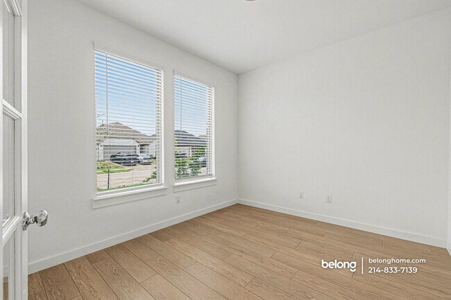 Building Photo - 509 Huntley Dr