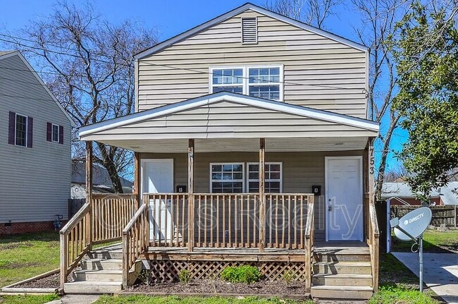 Photo - 753 28th St Apartment