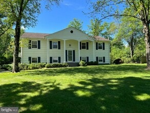 Building Photo - 178 Herrontown Rd
