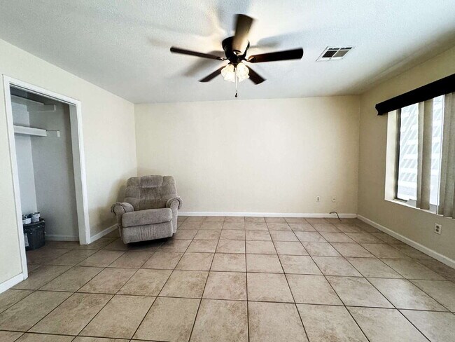Foto del edificio - "Charming 2-Bedroom Oasis in Yuma with Mod...
