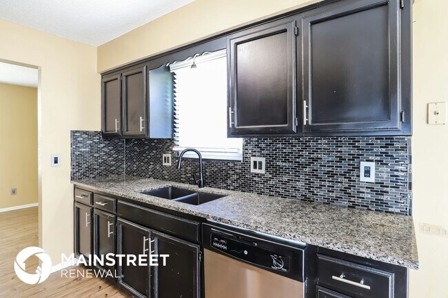 Foto del edificio - 17909 East 25th Terrace S