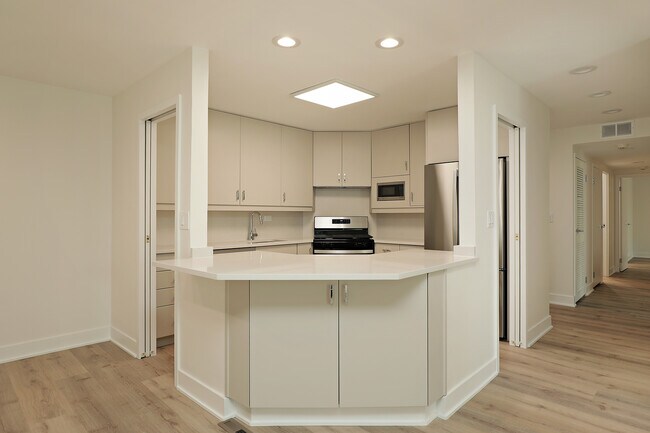 Foto del edificio - 1250 Park Ave W
