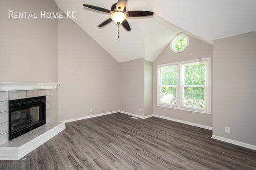Building Photo - 12414 S Parker Terrace