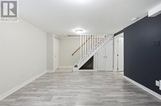 Building Photo - 15 Christie Crescent