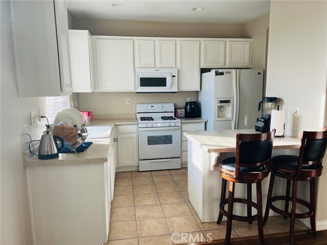 Building Photo - 310 Timberwood