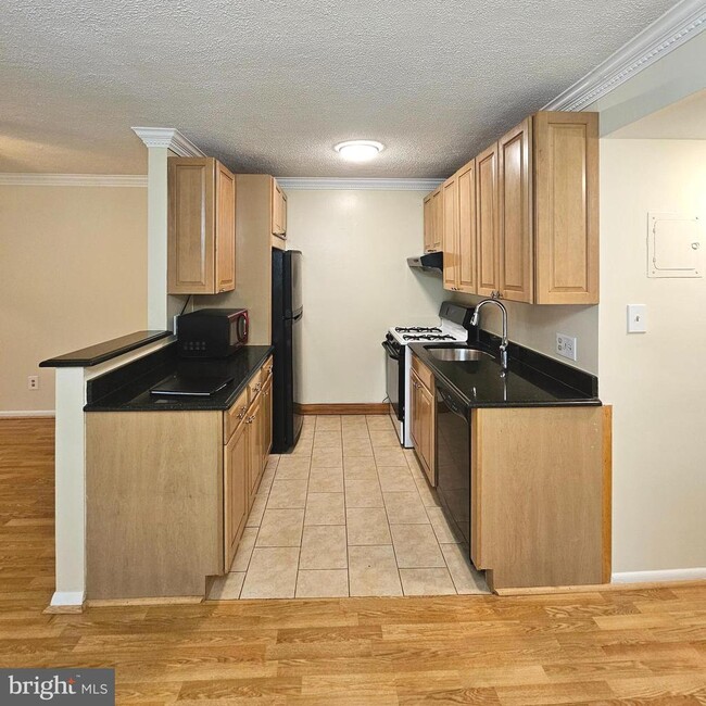 Foto del edificio - 7723 Donnybrook Ct