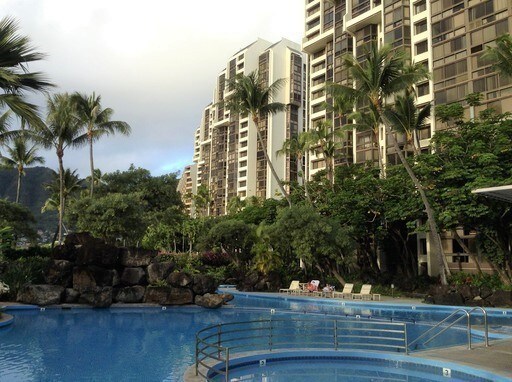 Foto del edificio - Mauna Luan 2BR/2BA/2PK Desirable End Unit