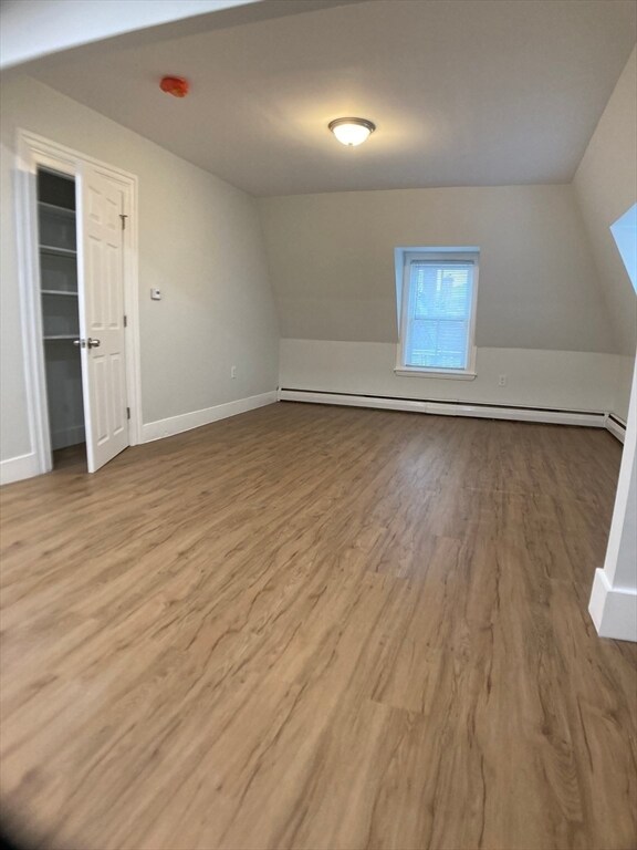 Foto del edificio - 78 W Central St