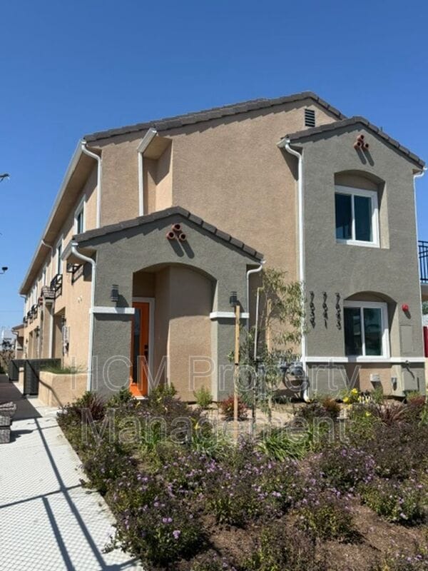 Building Photo - 7639 14th St