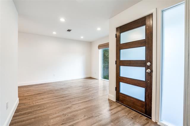 Foto del edificio - 7032 Briarmeadow Dr
